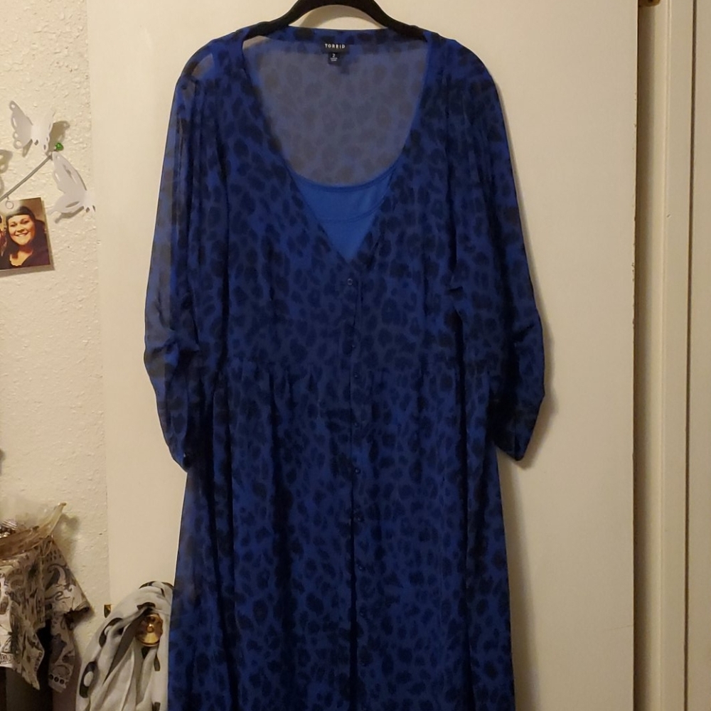 Torrid Blue Leopard Chiffon Button up dress
